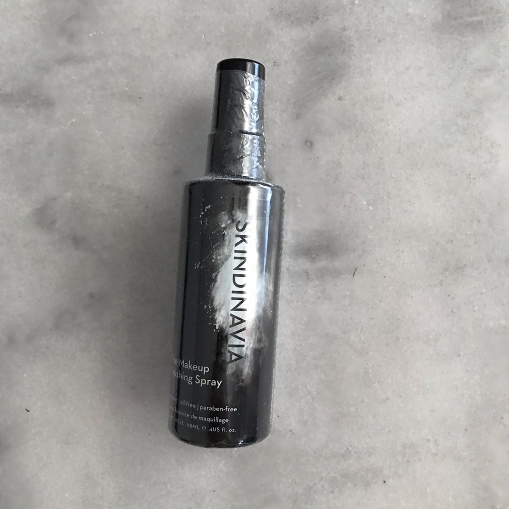 Skindinavia makeup finishing spray